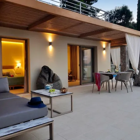 Casa Del Mar * Mpoukaris