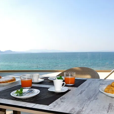 Casa Del Mar 아파트