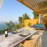 Casa Del Mar * Mpoukaris
